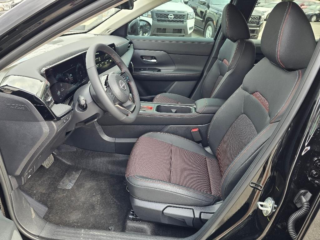 new 2025 Nissan Kicks car, priced at $26,801