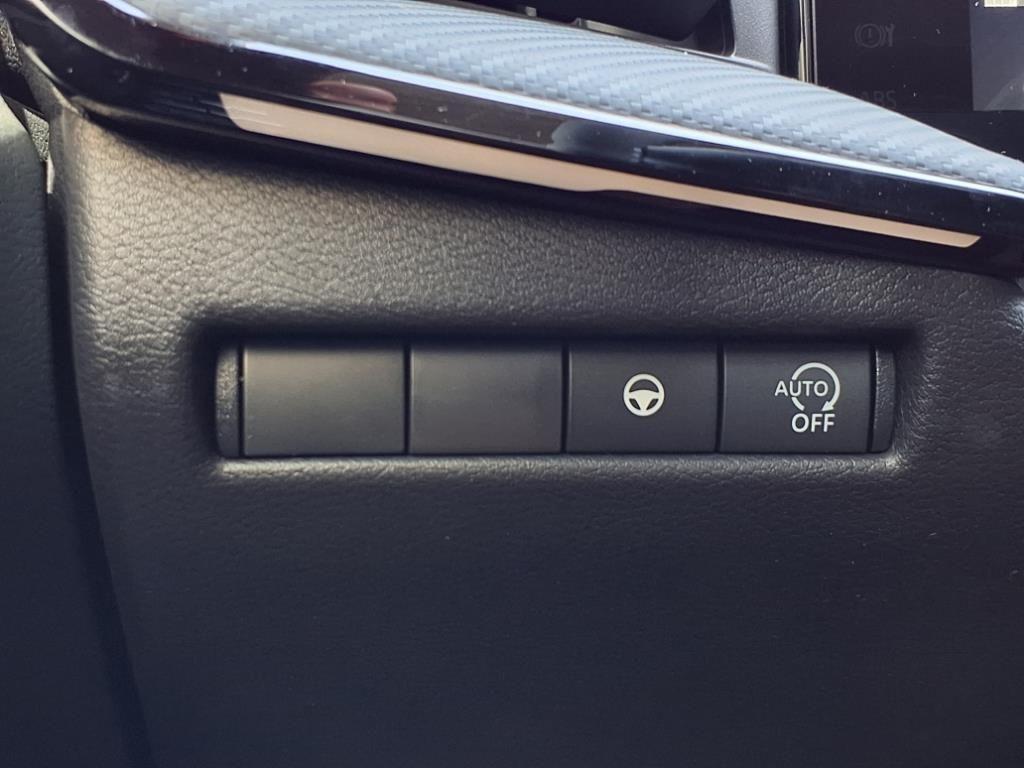 new 2025 Nissan Kicks car, priced at $26,419