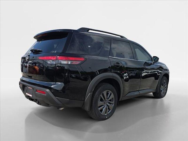 new 2024 Nissan Pathfinder car, priced at $38,895