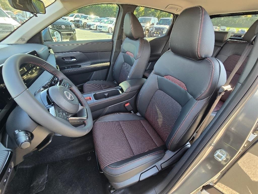 new 2025 Nissan Kicks car, priced at $25,579