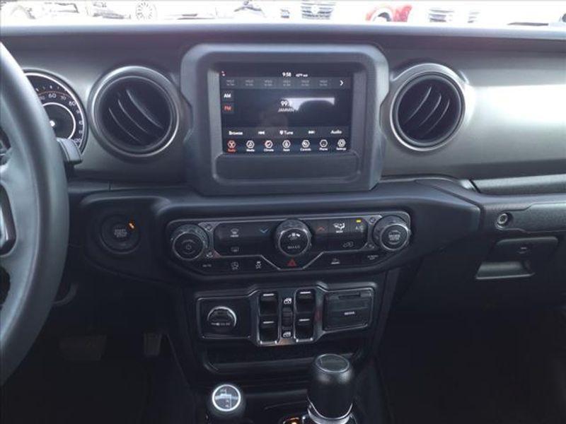 used 2023 Jeep Gladiator car, priced at $32,553