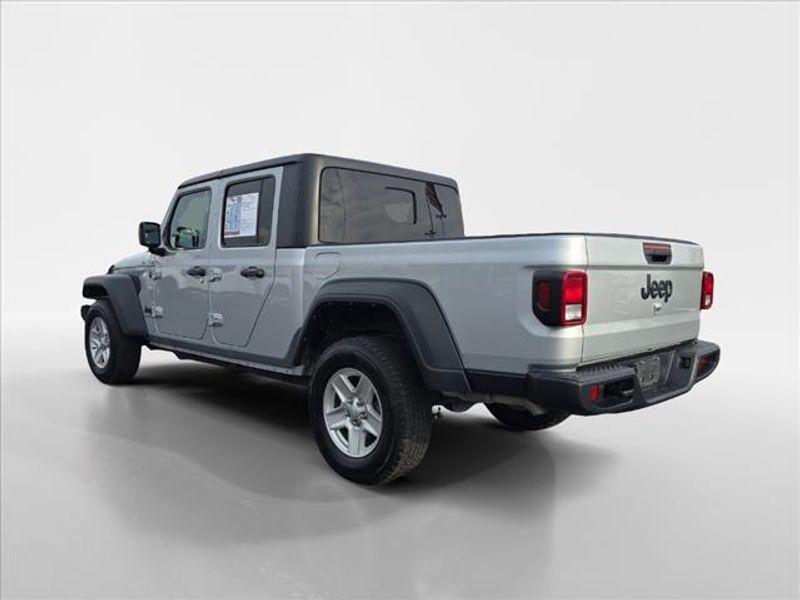 used 2023 Jeep Gladiator car, priced at $32,553