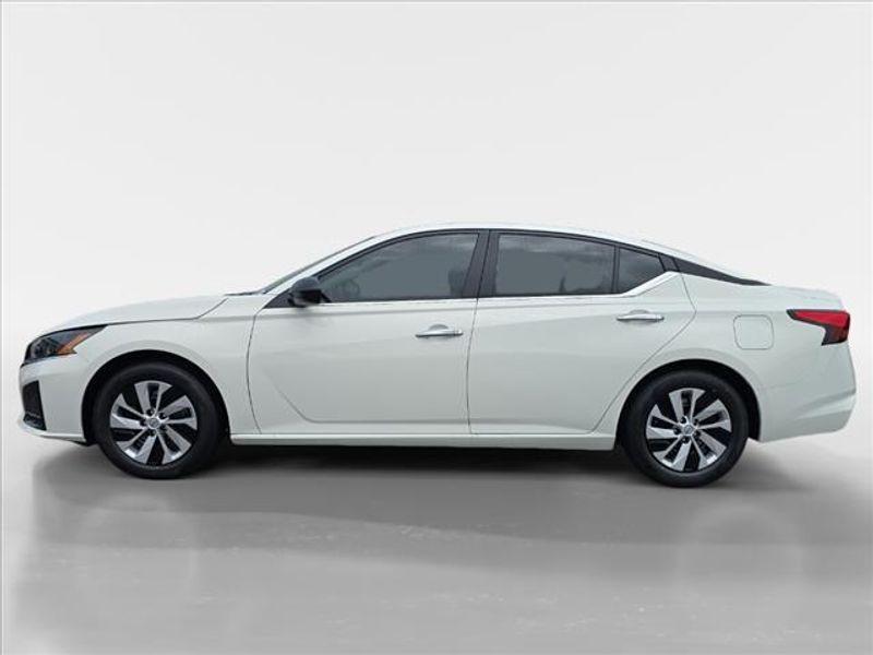 new 2025 Nissan Altima car, priced at $25,982