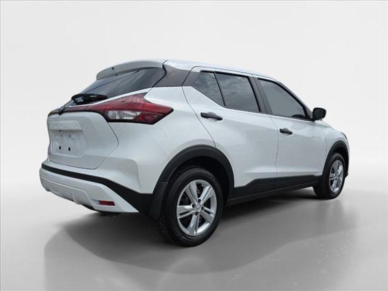 new 2024 Nissan Kicks car, priced at $21,295