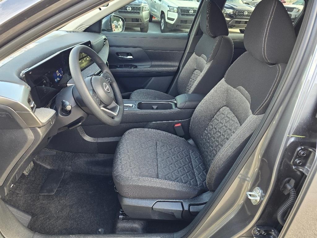 new 2025 Nissan Kicks car, priced at $24,229