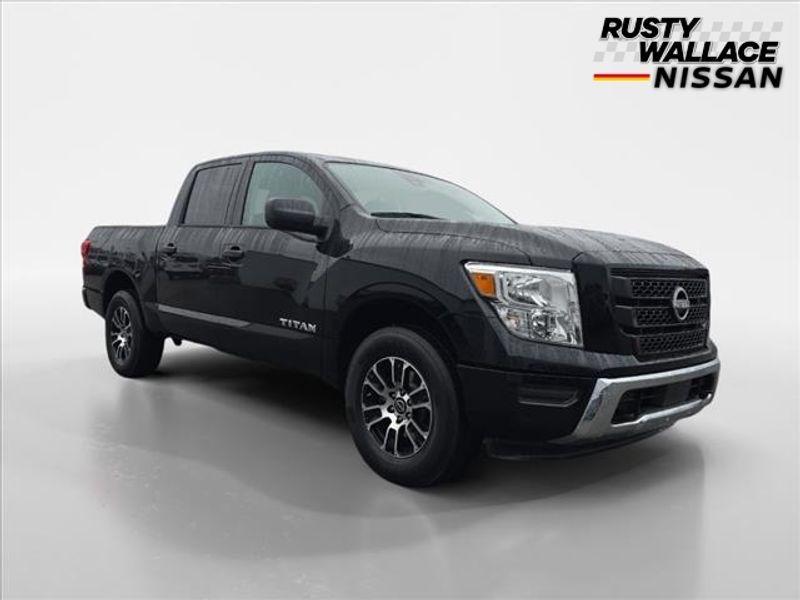 used 2023 Nissan Titan car, priced at $37,881