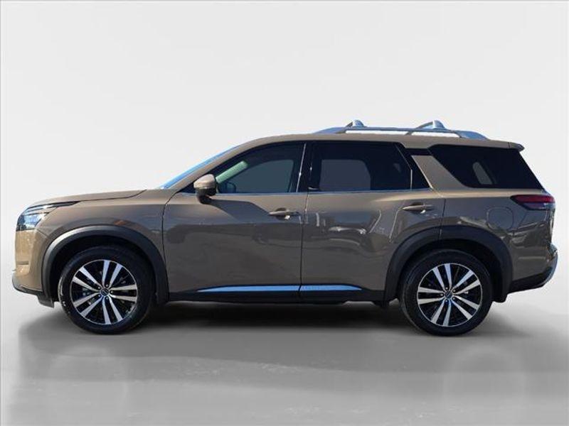 new 2025 Nissan Pathfinder car, priced at $51,530