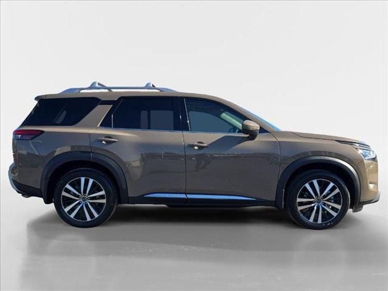 new 2025 Nissan Pathfinder car, priced at $51,530