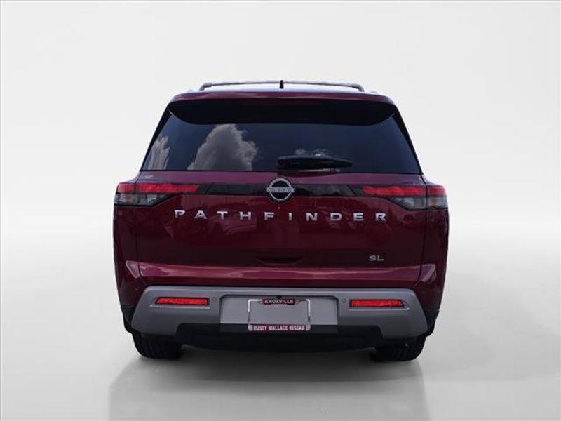 new 2024 Nissan Pathfinder car, priced at $40,247