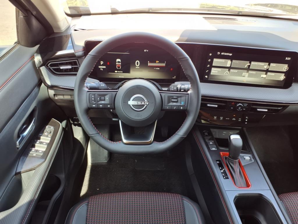 new 2025 Nissan Kicks car, priced at $26,101