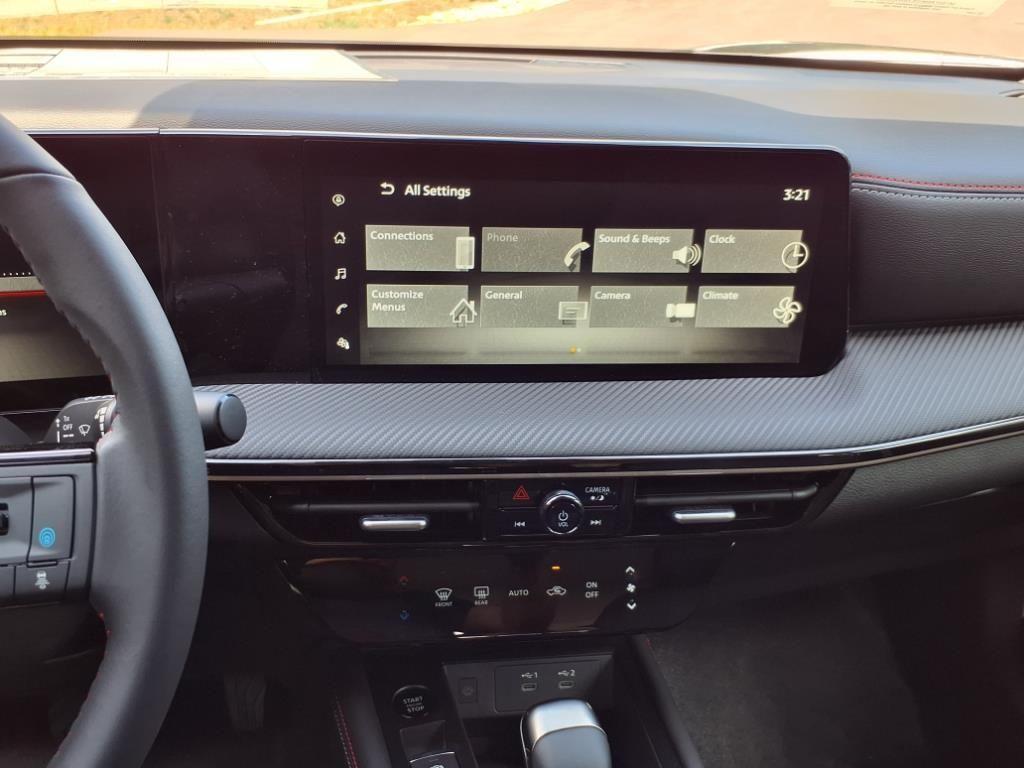 new 2025 Nissan Kicks car, priced at $26,101