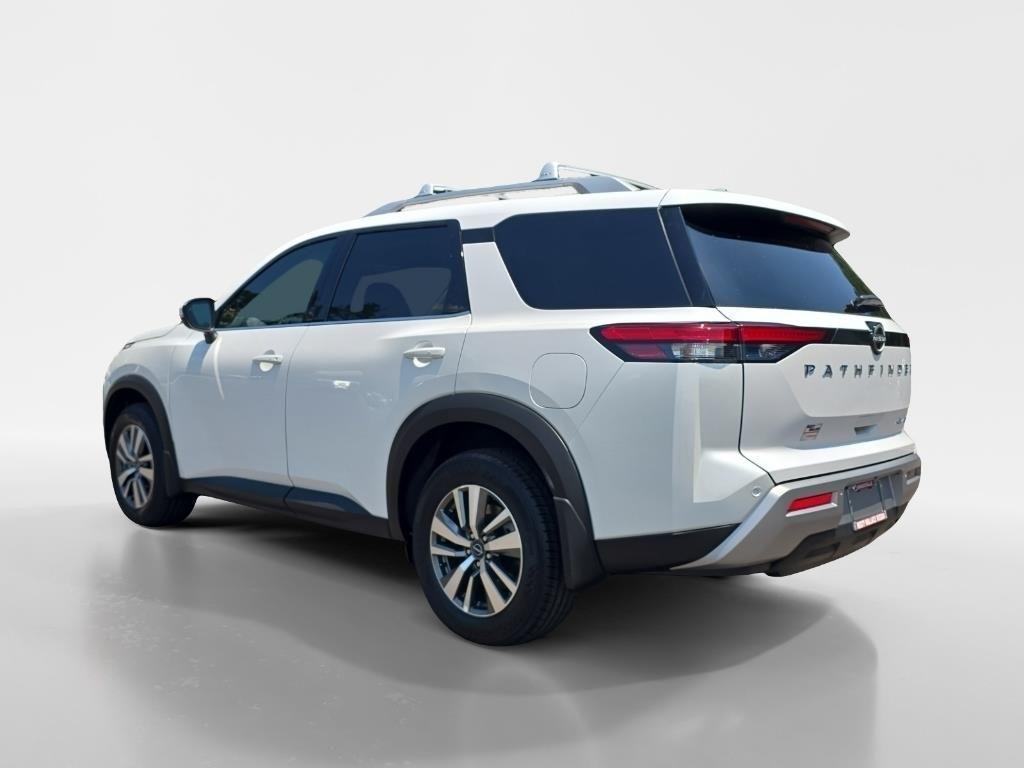 new 2025 Nissan Pathfinder car, priced at $43,286