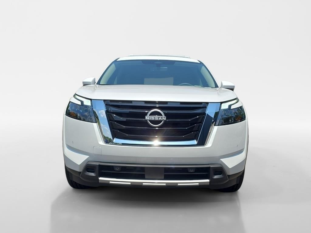new 2025 Nissan Pathfinder car, priced at $43,286