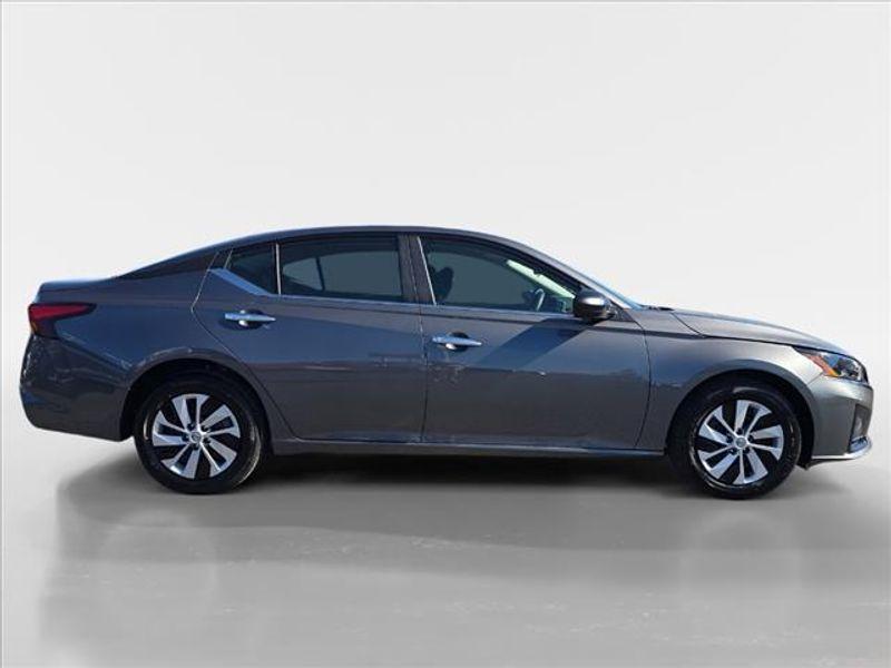 new 2025 Nissan Altima car, priced at $25,577