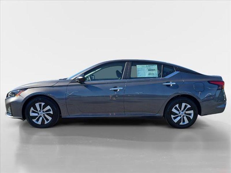 new 2025 Nissan Altima car, priced at $25,577