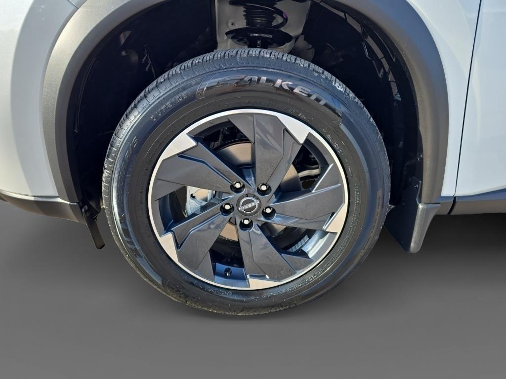 new 2025 Nissan Rogue car, priced at $30,180