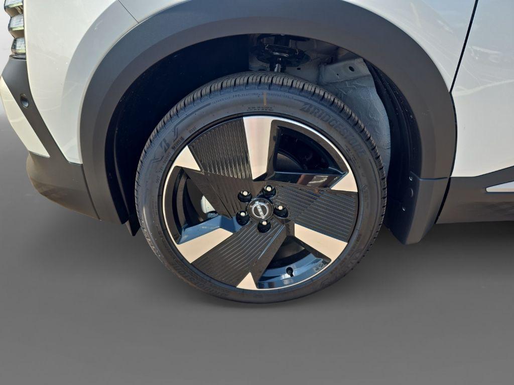 new 2025 Nissan Kicks car, priced at $28,831