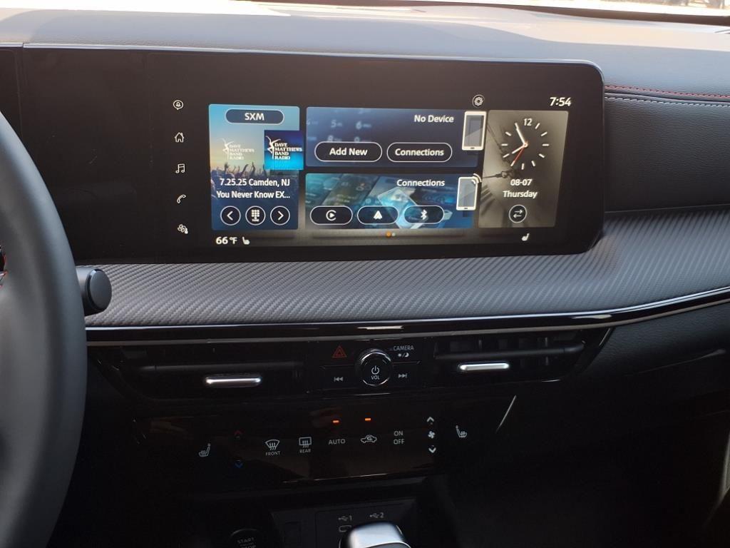 new 2025 Nissan Kicks car, priced at $28,831