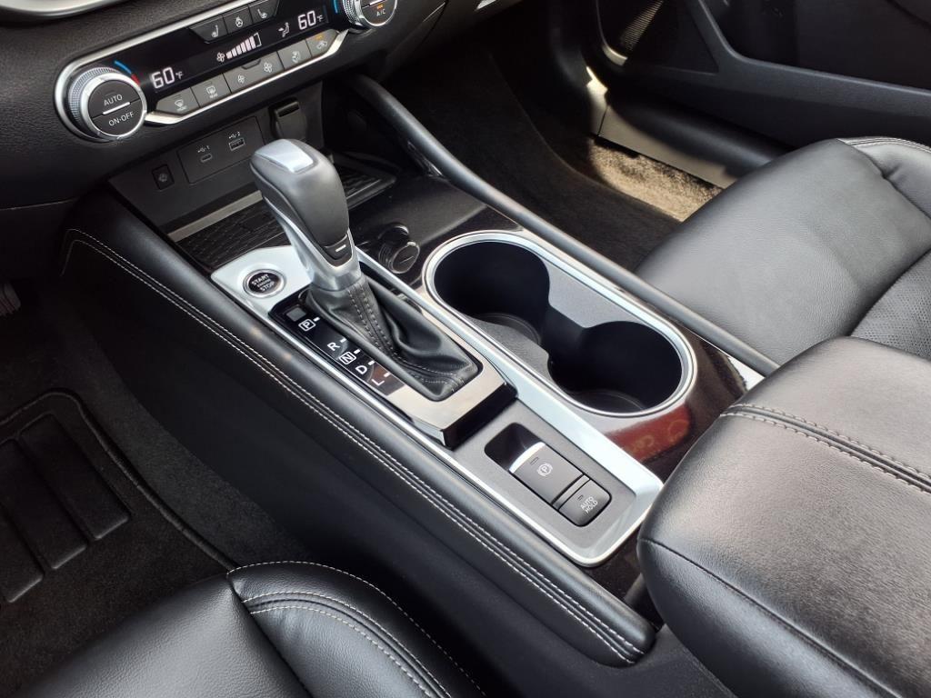 used 2024 Nissan Altima car, priced at $30,955