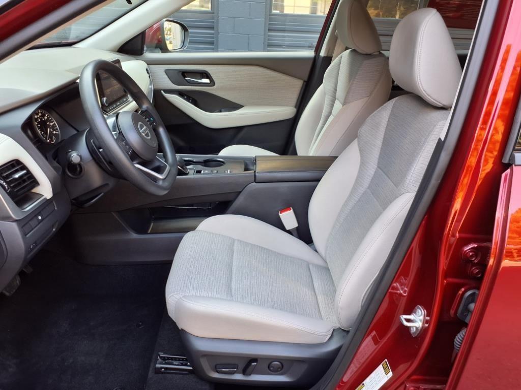 used 2021 Nissan Rogue car, priced at $24,772