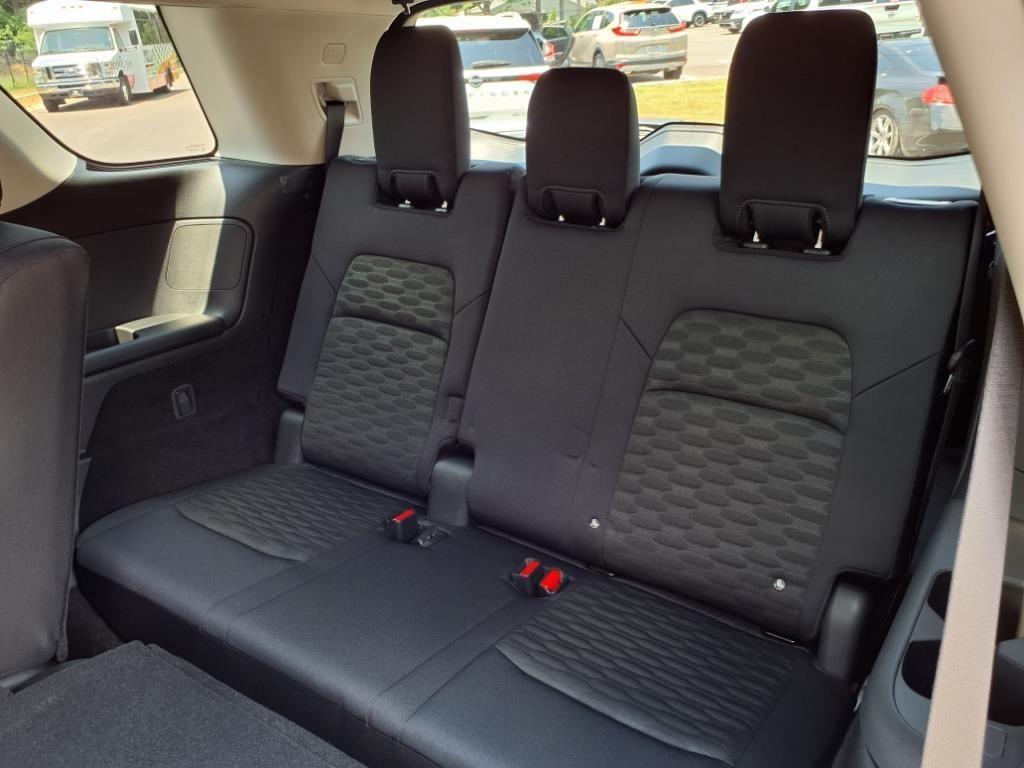 new 2025 Nissan Pathfinder car, priced at $40,278