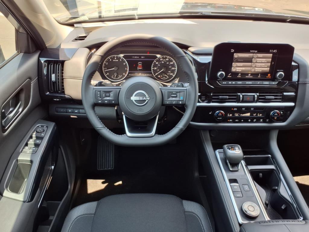 new 2025 Nissan Pathfinder car, priced at $40,278