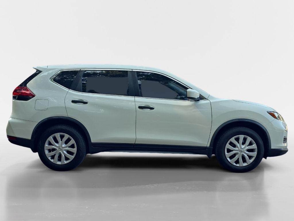 used 2018 Nissan Rogue car, priced at $13,377