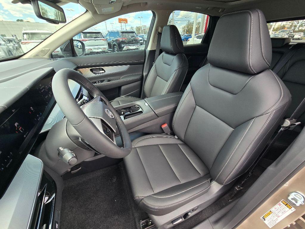 new 2025 Nissan Murano car, priced at $45,695