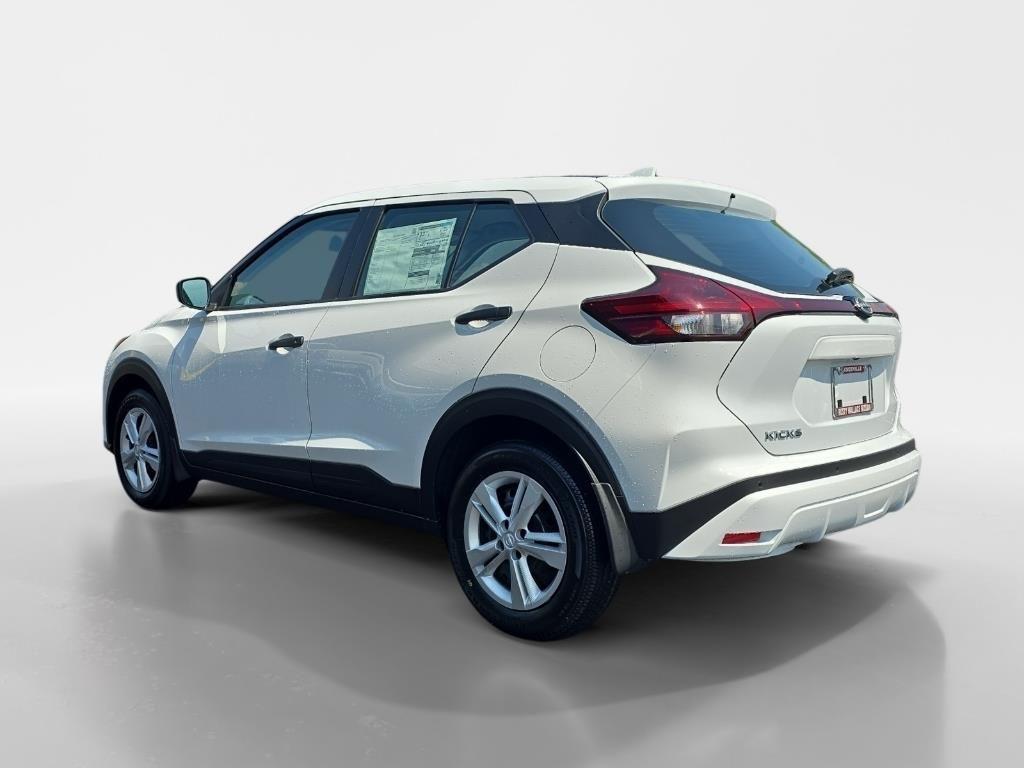 new 2025 Nissan Kicks Play car, priced at $22,434