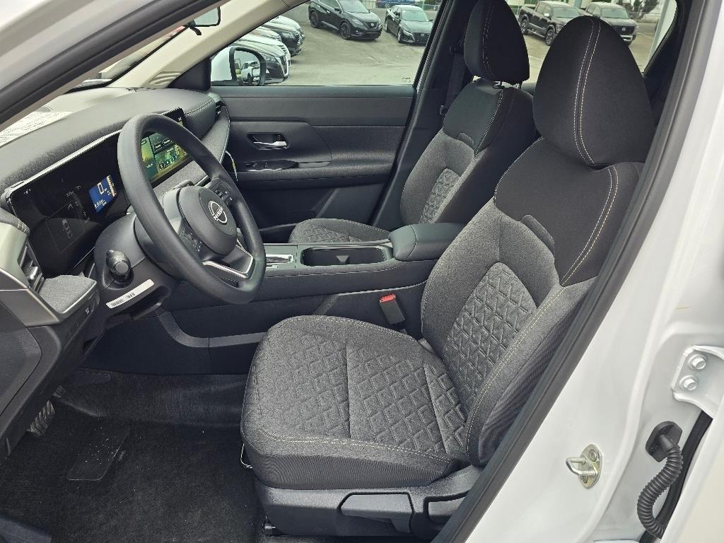 new 2025 Nissan Kicks car, priced at $24,655
