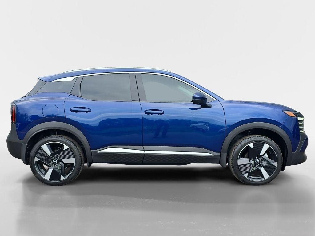 new 2025 Nissan Kicks car, priced at $29,352