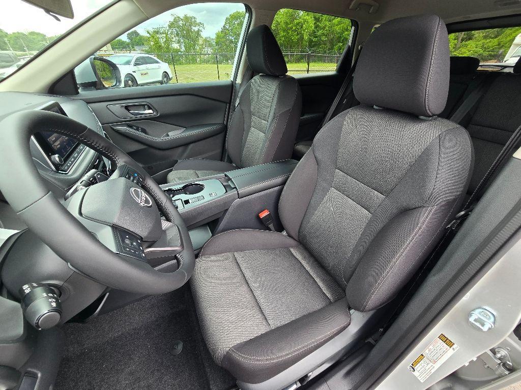 new 2025 Nissan Rogue car, priced at $30,253