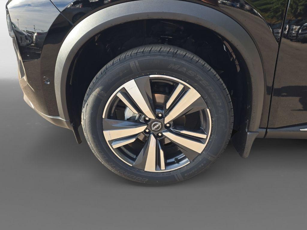 used 2023 Nissan Rogue car, priced at $29,577
