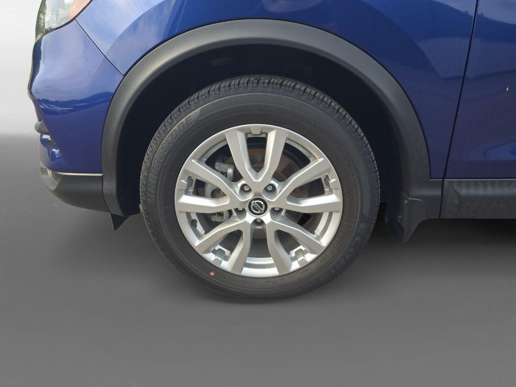 used 2022 Nissan Rogue Sport car, priced at $24,777