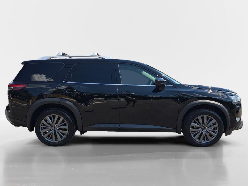 new 2025 Nissan Pathfinder car, priced at $45,943