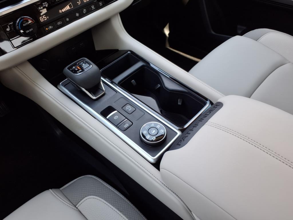 new 2025 Nissan Pathfinder car, priced at $45,943