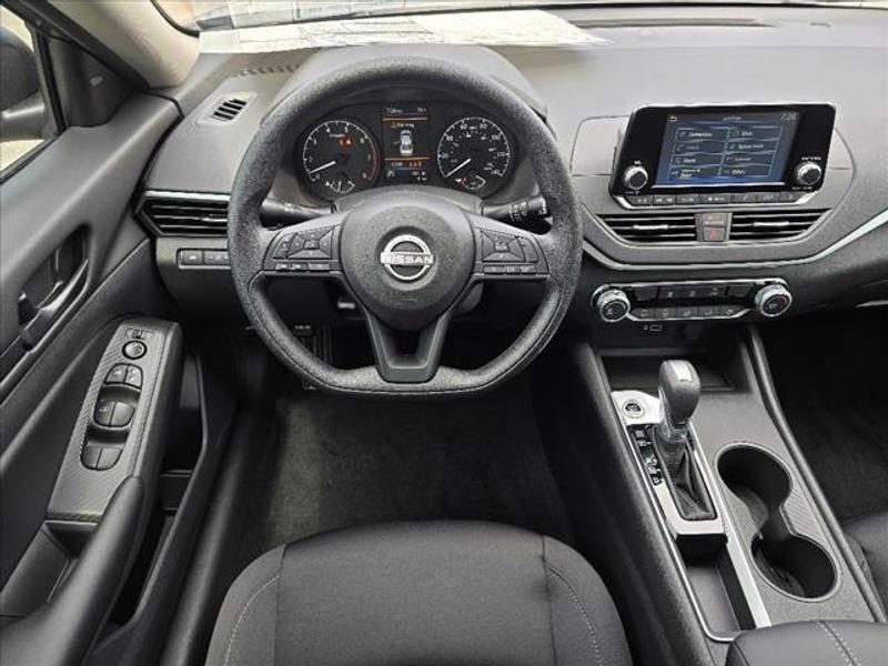 new 2024 Nissan Altima car, priced at $24,227