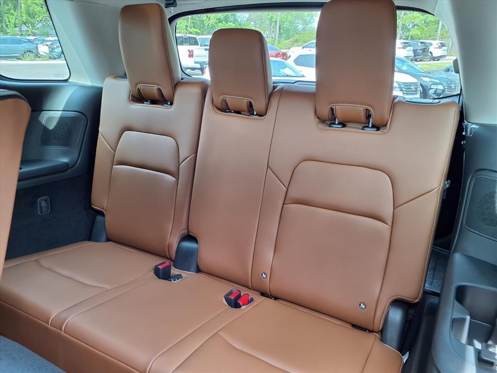 new 2025 Nissan Pathfinder car, priced at $46,550