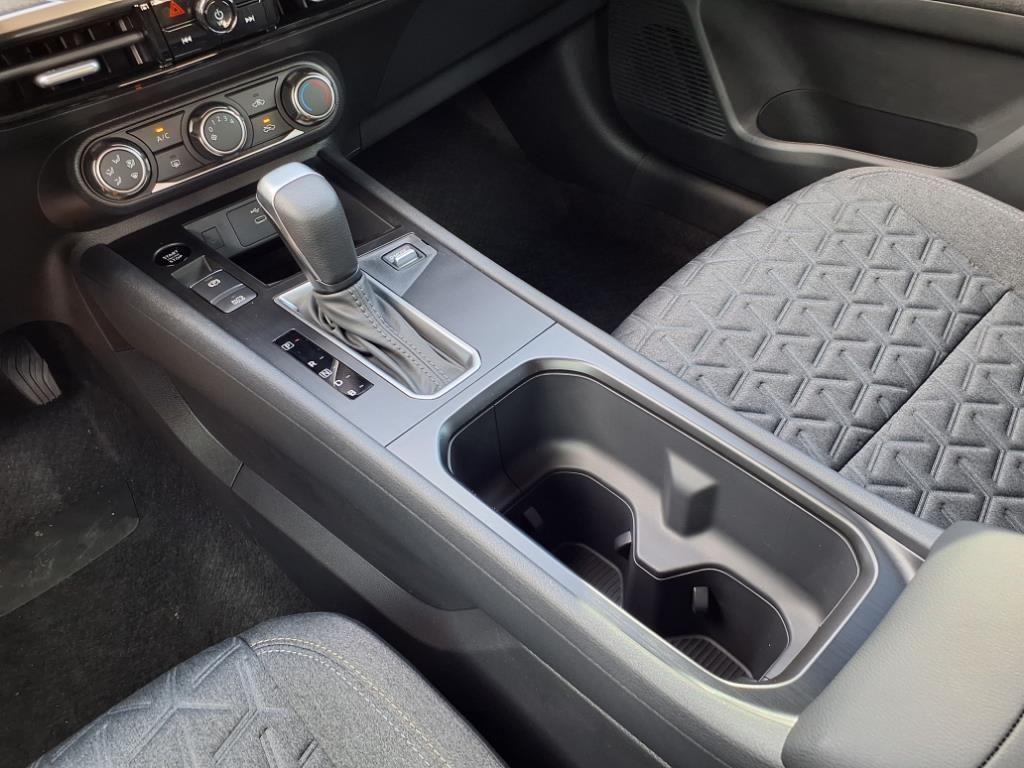 new 2025 Nissan Kicks car, priced at $23,731