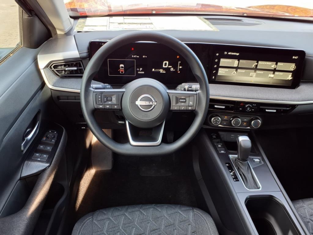 new 2025 Nissan Kicks car, priced at $23,731