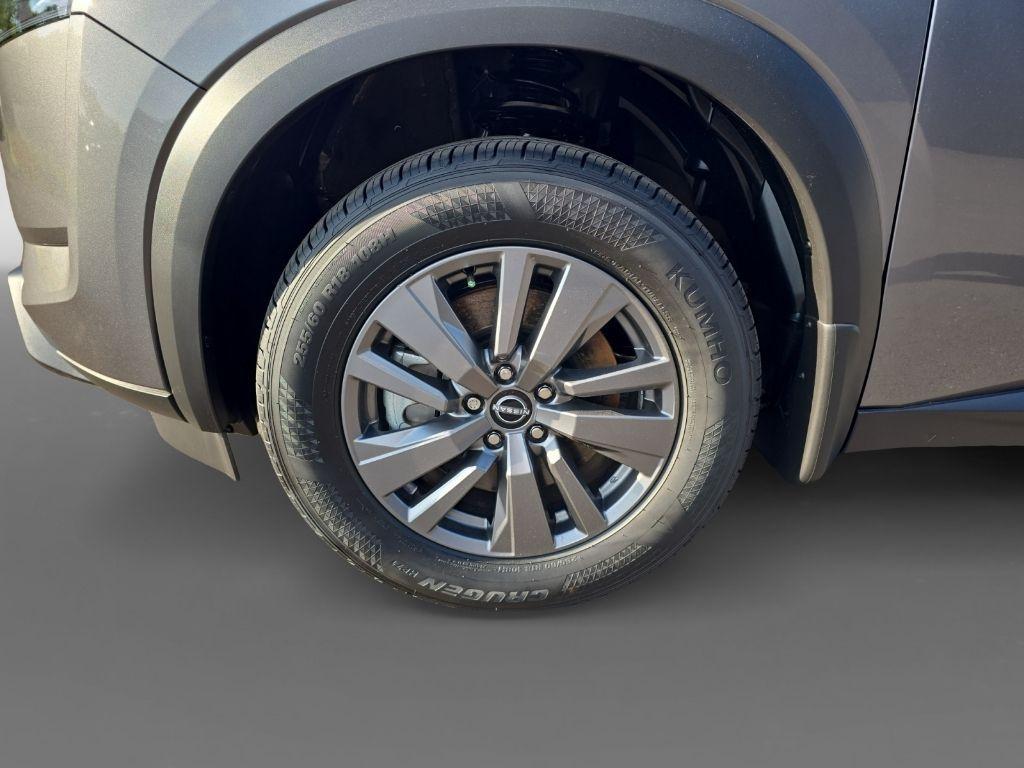 new 2025 Nissan Pathfinder car, priced at $34,612