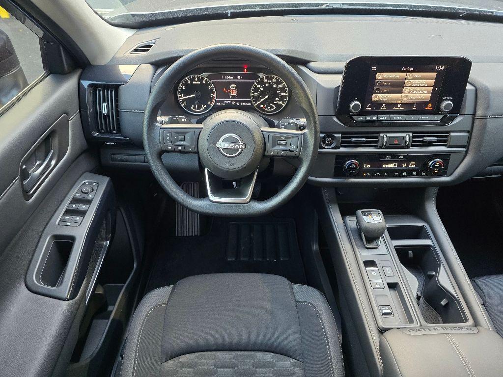 new 2025 Nissan Pathfinder car, priced at $34,612