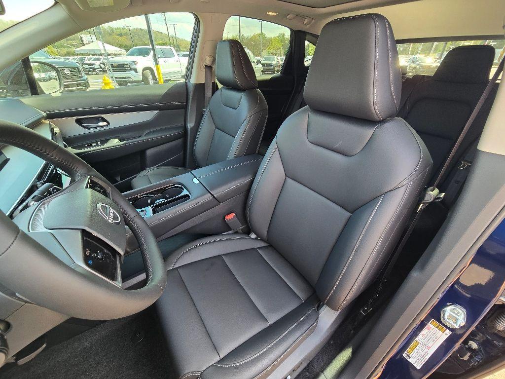 new 2025 Nissan Murano car, priced at $45,183