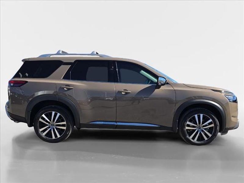 new 2025 Nissan Pathfinder car, priced at $49,099
