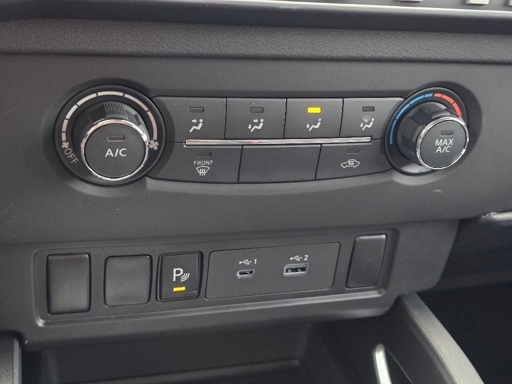 new 2025 Nissan Frontier car, priced at $36,552