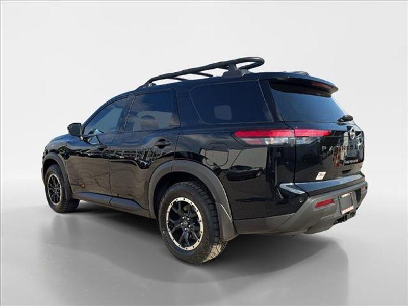 new 2024 Nissan Pathfinder car, priced at $40,375