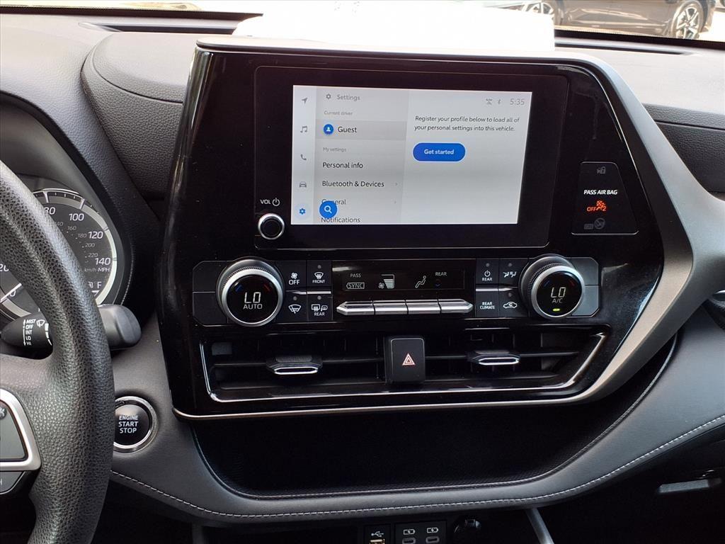 used 2023 Toyota Highlander car, priced at $30,887