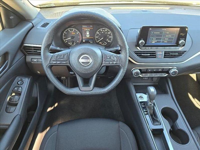 new 2024 Nissan Altima car, priced at $24,227