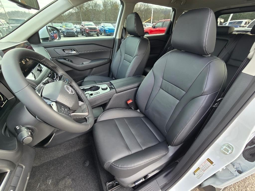 new 2025 Nissan Rogue car, priced at $37,064