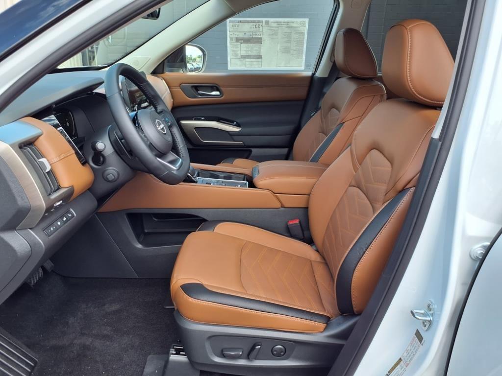 new 2025 Nissan Pathfinder car, priced at $48,342